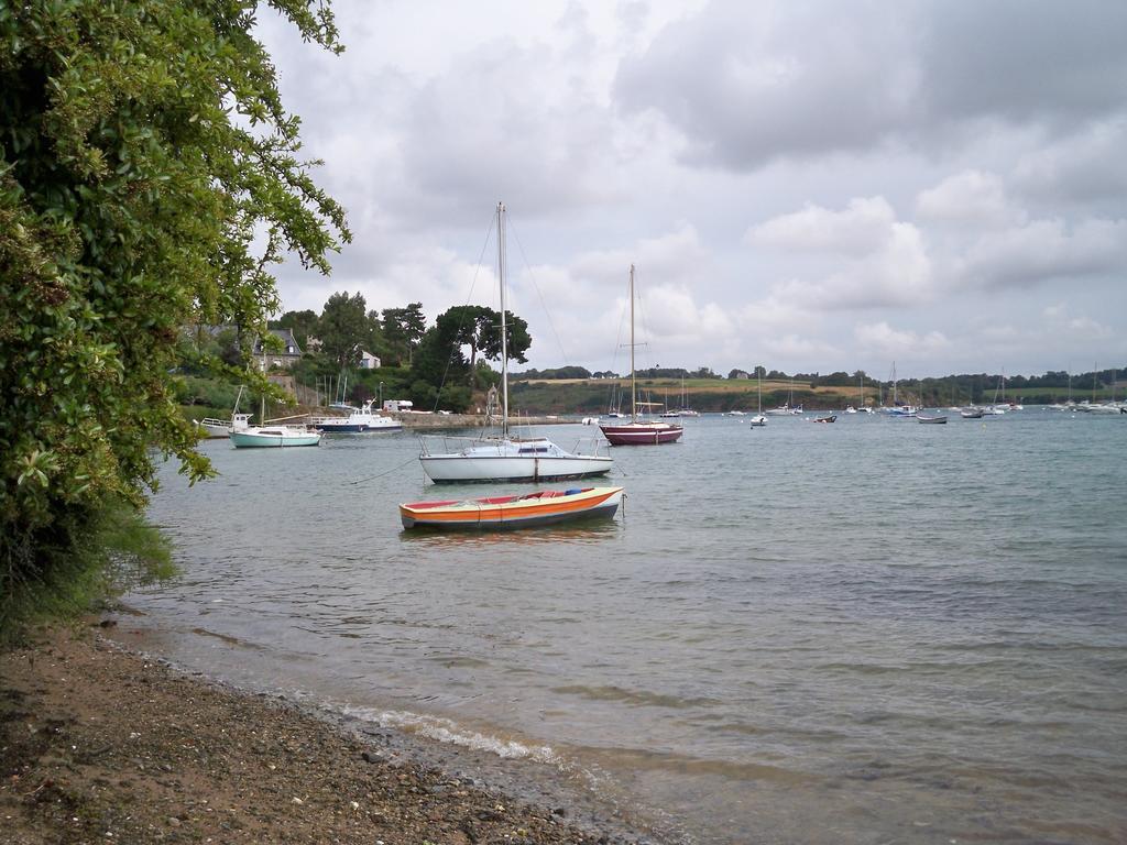 Gite De La Caminais Pleurtuit Quarto foto