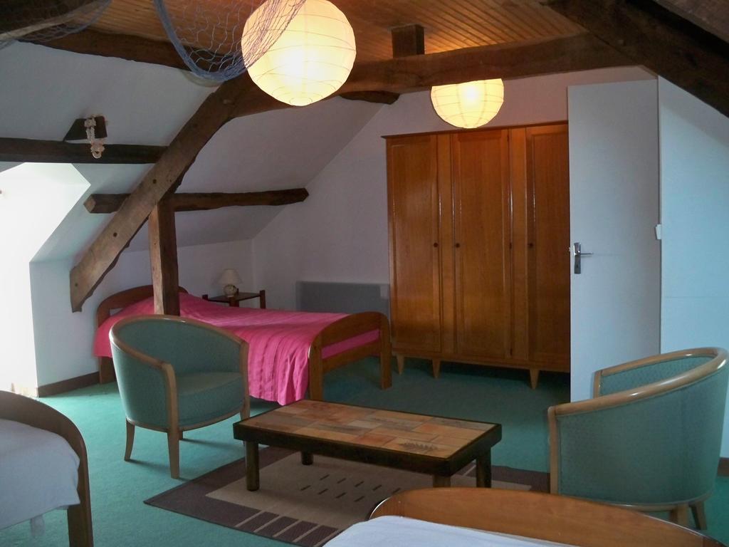 Gite De La Caminais Pleurtuit Quarto foto